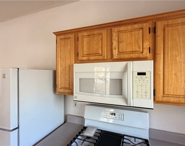 5655 E Sahara Avenue - Photo Thumbnail 16