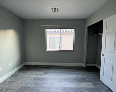 6259 Copper Light Street - Photo Thumbnail 20