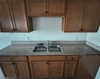 504 Calcaterra Circle - Photo Thumbnail 3