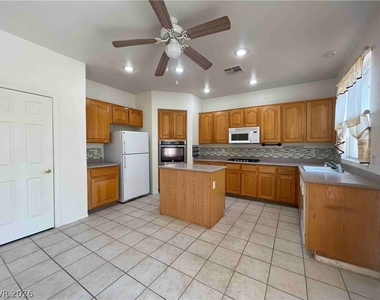 531 Curtin Court - Photo Thumbnail 5