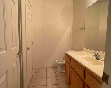 531 Curtin Court - Photo Thumbnail 8