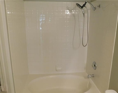 1623 Cave Spring Drive - Photo Thumbnail 16