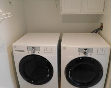 1623 Cave Spring Drive - Photo Thumbnail 32