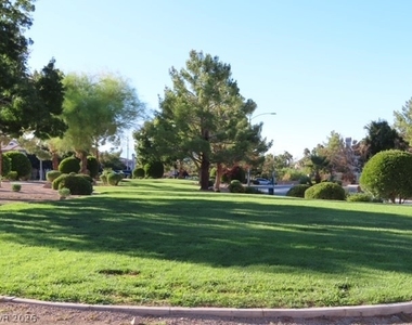 1623 Cave Spring Drive - Photo Thumbnail 17