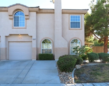 1623 Cave Spring Drive - Photo Thumbnail 2
