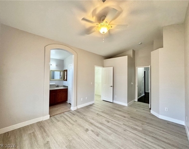 9358 Snow Flower Avenue - Photo Thumbnail 27