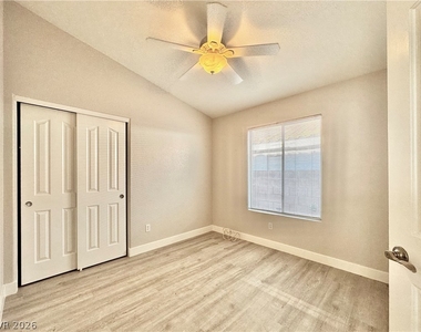 9358 Snow Flower Avenue - Photo Thumbnail 21