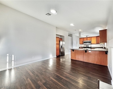 9358 Snow Flower Avenue - Photo Thumbnail 12