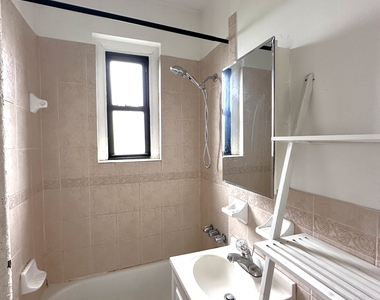 21-67 33rd Street - Photo Thumbnail 7