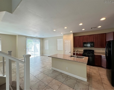 197 Spring Hollow Drive - Photo Thumbnail 5