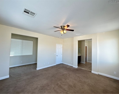 197 Spring Hollow Drive - Photo Thumbnail 17