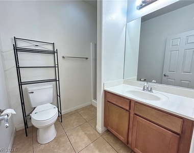 1030 Via Nandina Place - Photo Thumbnail 15