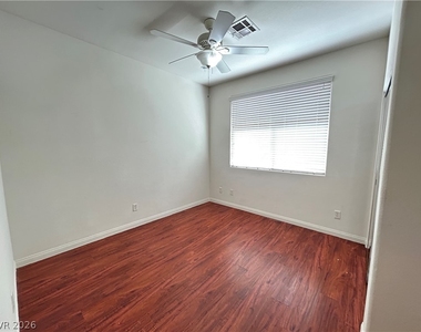 1030 Via Nandina Place - Photo Thumbnail 17