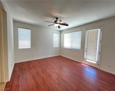 1030 Via Nandina Place - Photo Thumbnail 9