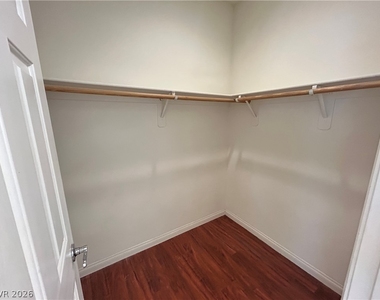 1030 Via Nandina Place - Photo Thumbnail 12