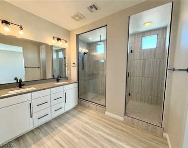 4442 Frias Falls Avenue - Photo Thumbnail 27
