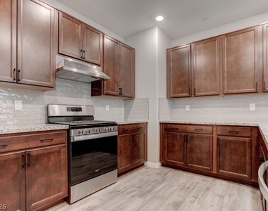 2648 Montesilvano Place - Photo Thumbnail 10