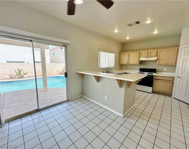 7216 Winding Creek Drive - Photo Thumbnail 10