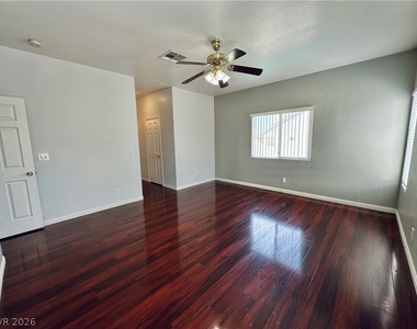 7216 Winding Creek Drive - Photo Thumbnail 17
