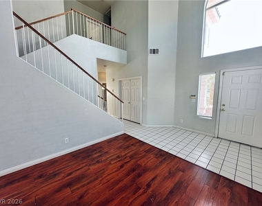 7216 Winding Creek Drive - Photo Thumbnail 7
