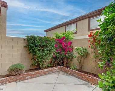 690 Ambling Gait Avenue - Photo Thumbnail 24