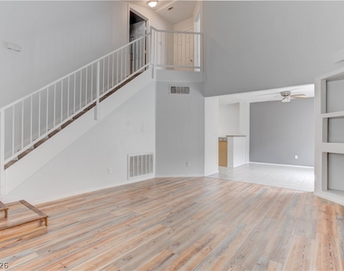690 Ambling Gait Avenue - Photo Thumbnail 2