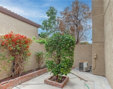 690 Ambling Gait Avenue - Photo Thumbnail 25