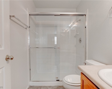 690 Ambling Gait Avenue - Photo Thumbnail 18