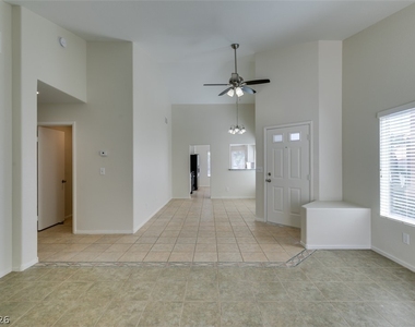 307 Cavalla Street - Photo Thumbnail 14