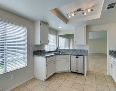 307 Cavalla Street - Photo Thumbnail 26