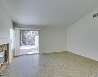 307 Cavalla Street - Photo Thumbnail 4
