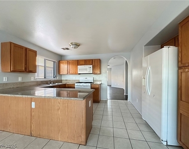 7868 Steamboat Springs Court - Photo Thumbnail 21