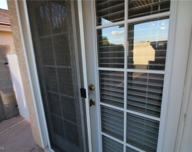 7868 Steamboat Springs Court - Photo Thumbnail 14