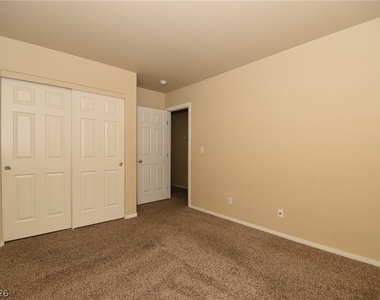 9067 Vintage Wine Avenue - Photo Thumbnail 22