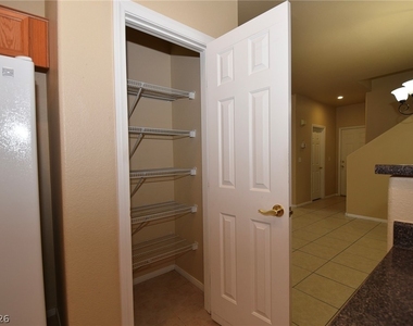 9067 Vintage Wine Avenue - Photo Thumbnail 13