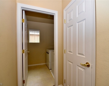 9067 Vintage Wine Avenue - Photo Thumbnail 25