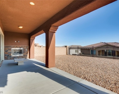 12165 Edgehurst Court - Photo Thumbnail 25