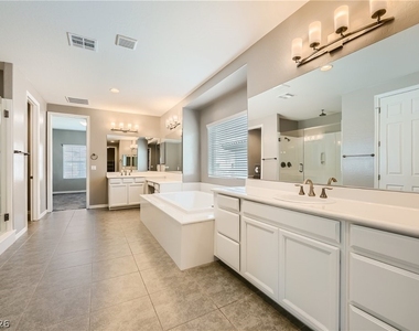 12165 Edgehurst Court - Photo Thumbnail 11