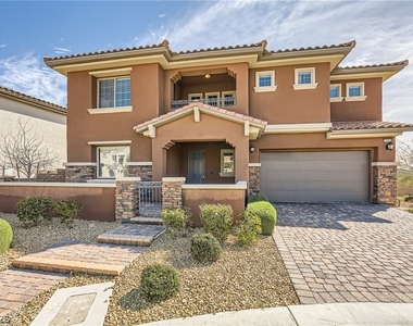 12165 Edgehurst Court - Photo Thumbnail 30