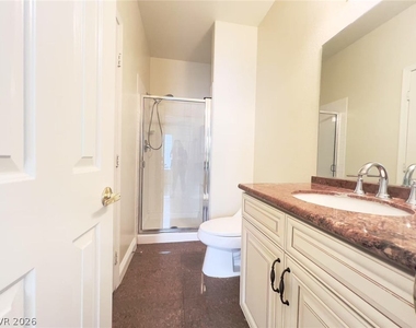 2019 Silverton Drive - Photo Thumbnail 12