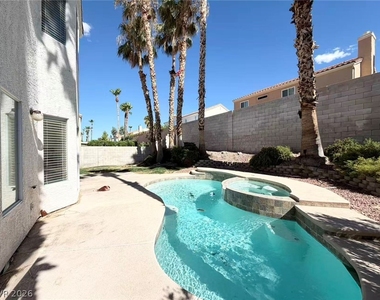 2019 Silverton Drive - Photo Thumbnail 3