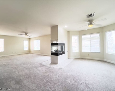 2019 Silverton Drive - Photo Thumbnail 14