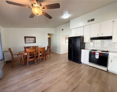 2126 Rawhide Street - Photo Thumbnail 4