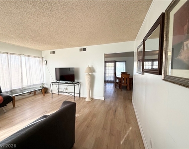 2126 Rawhide Street - Photo Thumbnail 2