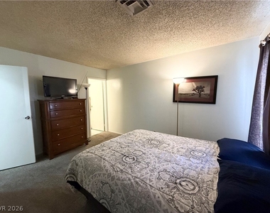 2126 Rawhide Street - Photo Thumbnail 15