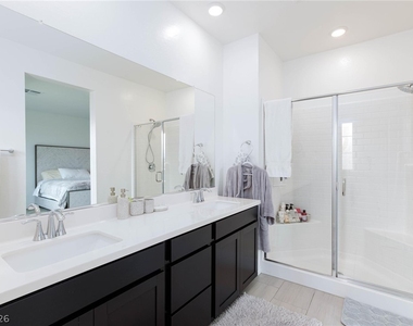 7792 Vino Vranec Court - Photo Thumbnail 23