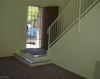 7724 Bauble Avenue - Photo Thumbnail 4