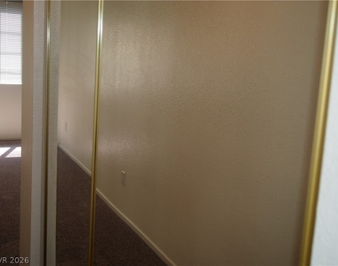 7724 Bauble Avenue - Photo Thumbnail 29