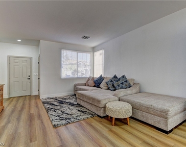 1176 Colgate Lane - Photo Thumbnail 2