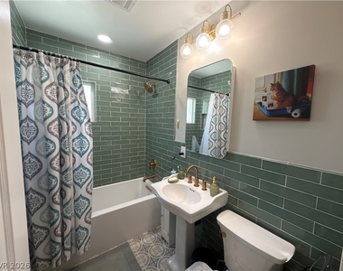 524 Hopi Place - Photo Thumbnail 11
